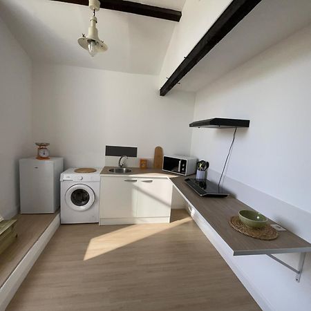 Chez Cali Apartment Eyrans Bagian luar foto
