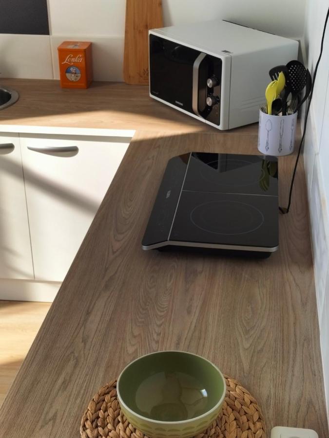 Chez Cali Apartment Eyrans Bagian luar foto